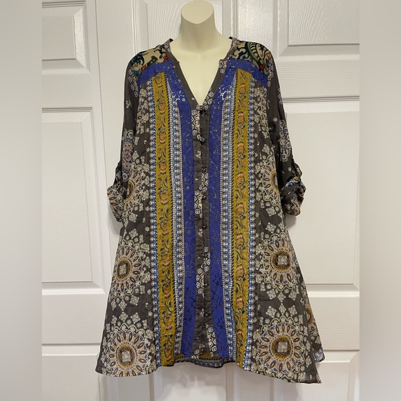 Cyrena Floral Tunic Top or Dress Long Sleeve Button Gray Yellow Size M - Picture 1 of 10